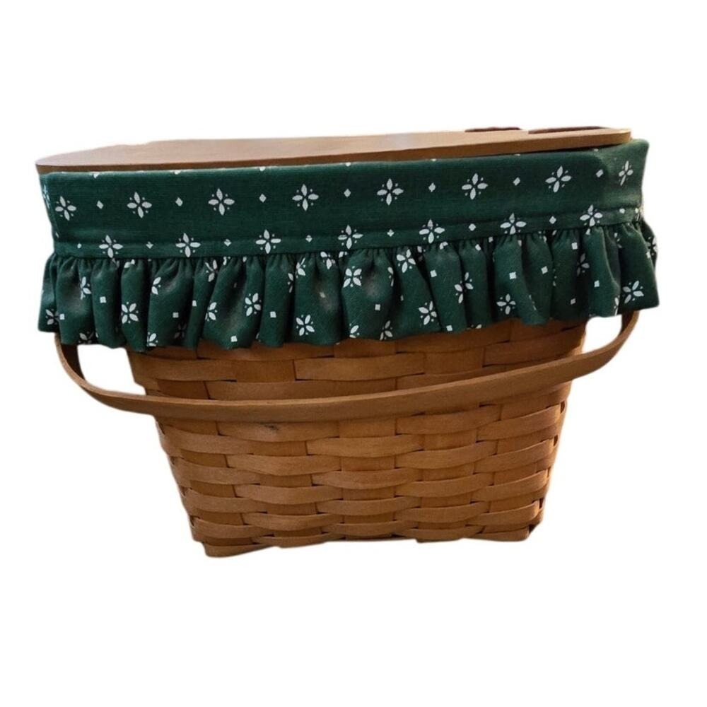 VTG 1996 Longaberger Picnic Basket w/riser Leather Hinges and Wood Latch. EUC - Picture 2 of 11